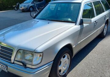 Mercedes-Benz 280 238.000 km 17.000 &euro; Pinneberg 25421