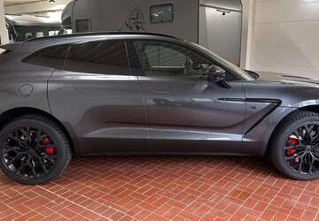 Aston Martin DBX 31.200 km 129.900 &euro; Hamburg 20253