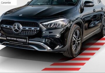 Mercedes-Benz GLA 200 7.874 km 37.950 &euro; Hamburg-Elbe 22609