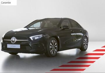 Mercedes-Benz A 180 47.745 km 23.890 &euro; Hamburg 21029