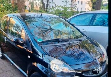 Toyota Aygo (X) 142.000 km 900 &euro; Hamburg 22043