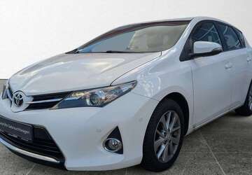 Toyota Auris 181.500 km 8.990 &euro; Winsen / Luhe 21423
