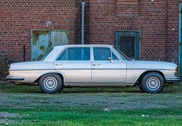 Mercedes-Benz 300 140.462 km 92.000 &euro; Hamburg 22041