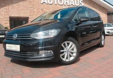 VW Touran 169.776 km 14.900 &euro; Henstedt Ulzburg(20 km nördlich von HH-direkt an der A7) 24558