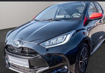 Toyota Yaris 54.600 km 17.990 &euro; Hamburg 22529