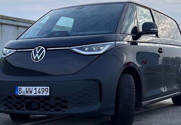 VW ID. Buzz 28.100 km 31.990 &euro; Hamburg 22399