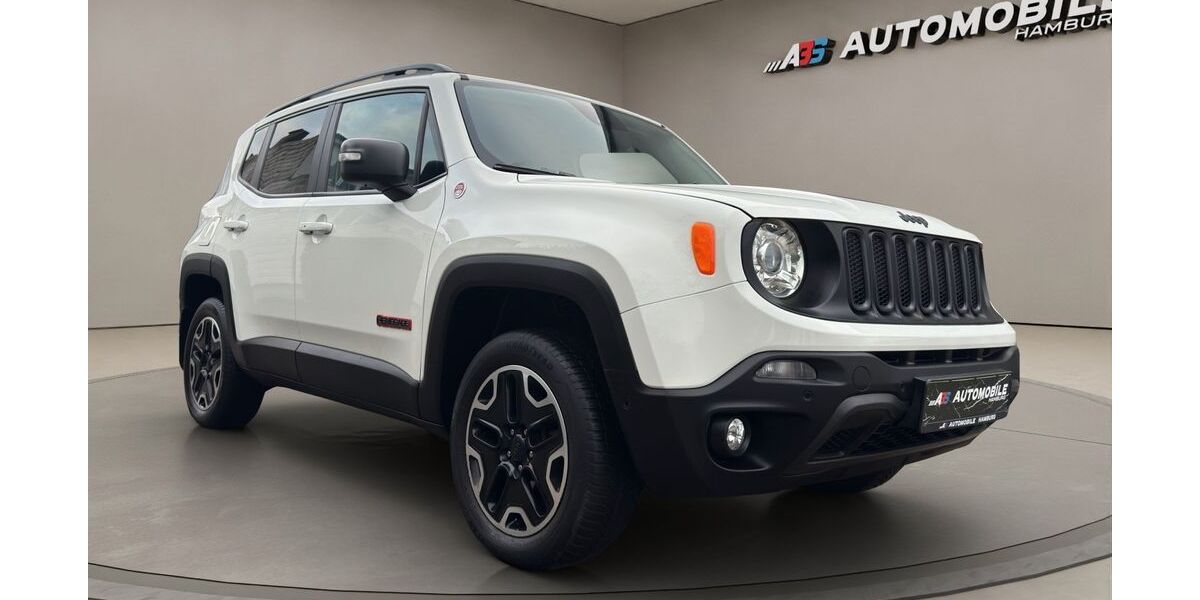 Jeep Renegade 148.800 km 14.650 &euro; Hamburg 22305