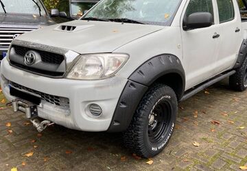 Toyota Hilux 195.600 km 11.400 &euro; Hamburg 20535