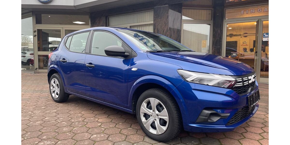 Dacia Sandero 8.266 km 13.990 &euro; Neu Wulmstorf 21629