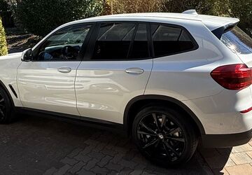 BMW X3 130.000 km 27.900 &euro; Hamburg 22397