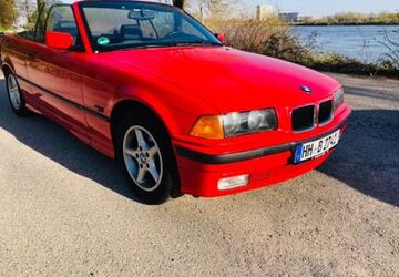 BMW 318 136.265 km 12.200 &euro; Hamburg 22085