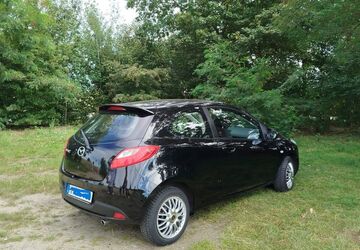 Mazda 2 117.000 km 2.900 &euro; Hamburg 22049