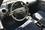 Mercedes-Benz 230 W123 Sanders Automat ABS AirBag SSD Velours 146.358 km 13.999 &euro; Hamburg 22339