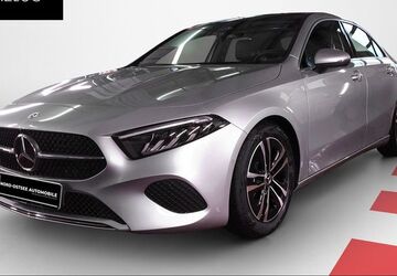 Mercedes-Benz A 200 5.500 km 40.898 &euro; Hamburg 21029