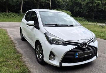 Toyota Yaris 108.000 km 5.950 &euro; Hamburg 22117