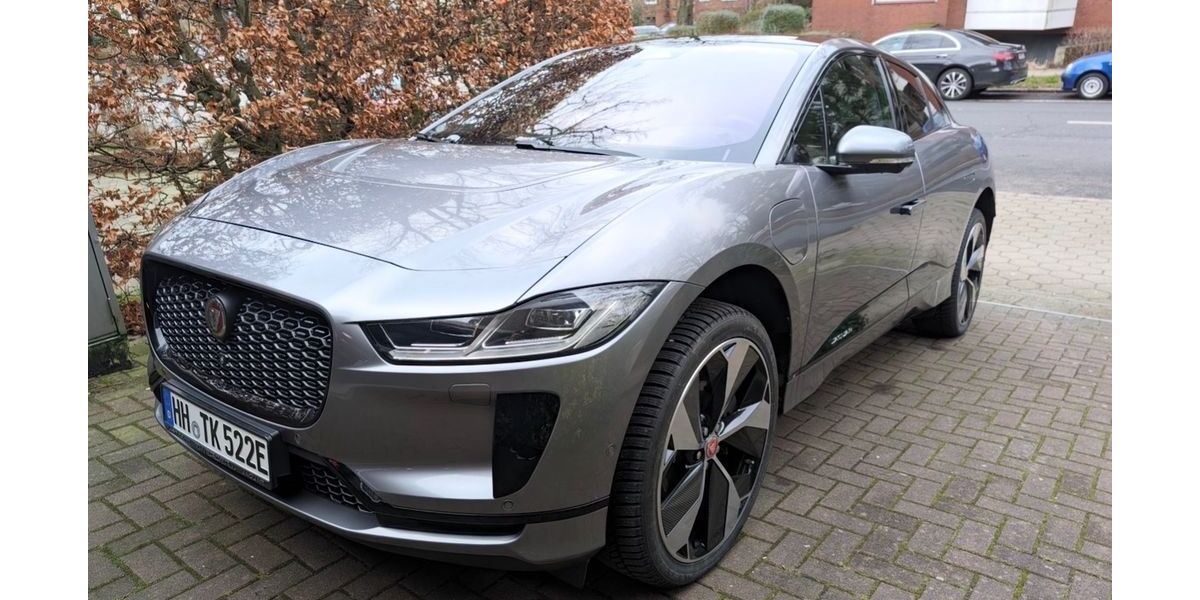 Jaguar I-Pace 68.850 km 28.900 &euro; Hamburg 22335