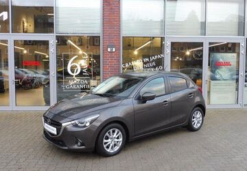 Mazda 2 51.787 km 13.485 &euro; Hamburg 22049