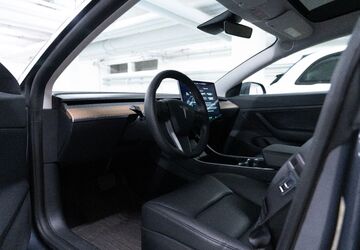 Tesla Model 3 18.500 km 28.000 &euro; Hamburg 20357