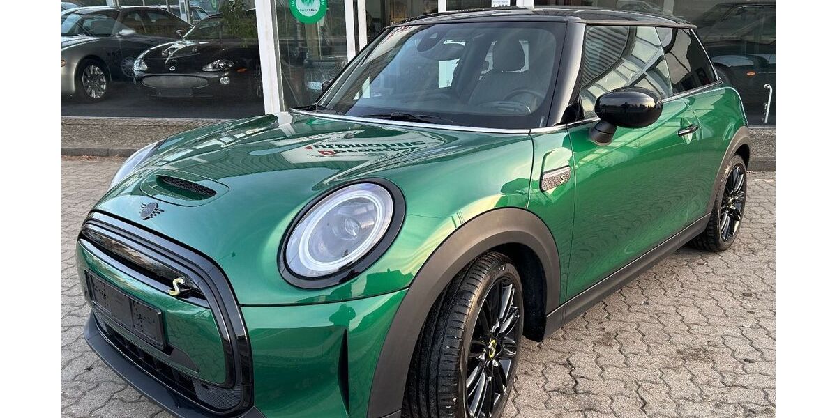 Mini Cooper SE 34.300 km 17.600 &euro; Hamburg-Norderstedt 22851