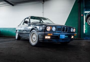 BMW 323 188.249 km 17.980 &euro; Hamburg 22301