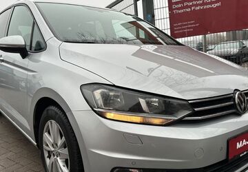 VW Touran 104.500 km 20.500 &euro; Hamburg 22043