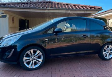 Opel Corsa 138.900 km 3.750 &euro; Appel 21279