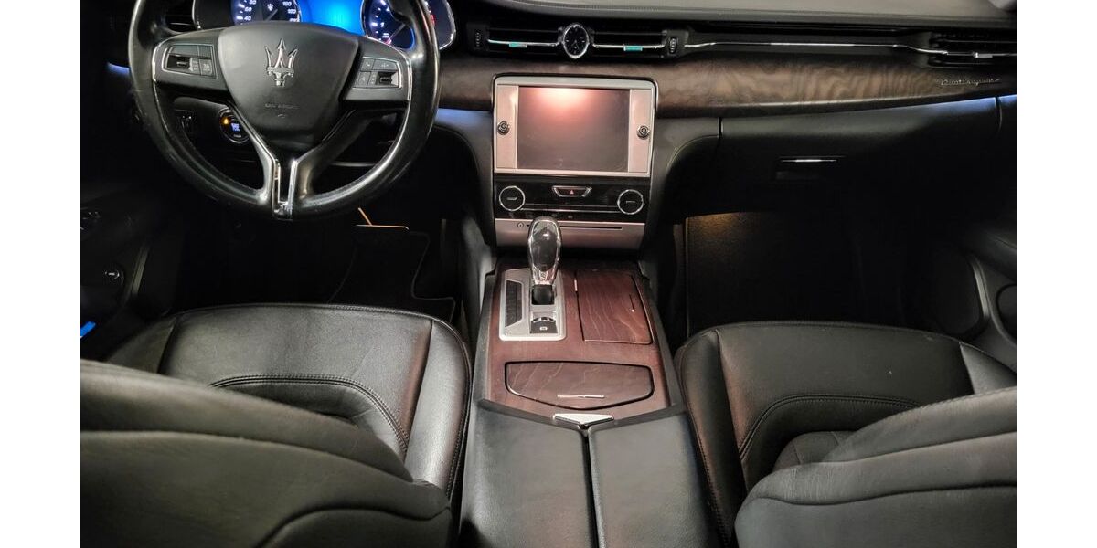 Maserati Quattroporte 149.000 km 24.900 &euro; Hamburg 22335