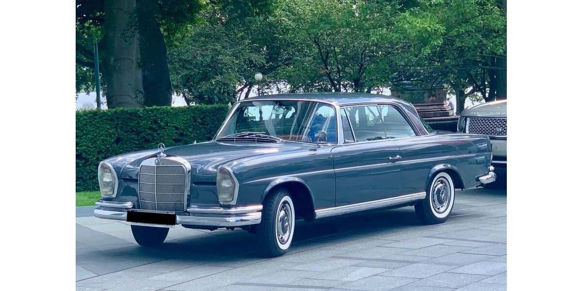 Mercedes-Benz 220 143.000 km 65.000 &euro; Hamburg 22399