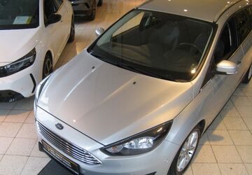 Ford Focus 79.625 km 13.490 &euro; Barsbüttel 22885