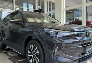VW Tiguan 6.298 km 39.950 &euro; Hamburg 22761