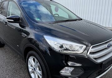 Ford Kuga 166.890 km 9.900 &euro; Hamburg 20539