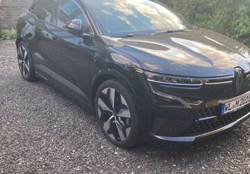 Renault Megane E-TECH 40.500 km 25.650 &euro; Hamburg 21037