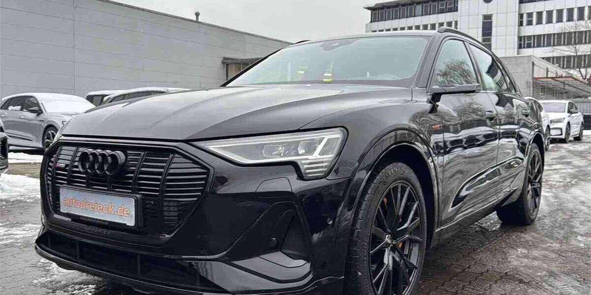Audi e-tron 73.611 km 31.950 &euro; Hamburg 22047