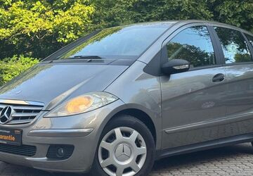 Mercedes-Benz A 180 188.000 km 2.690 &euro; Hamburg 22041