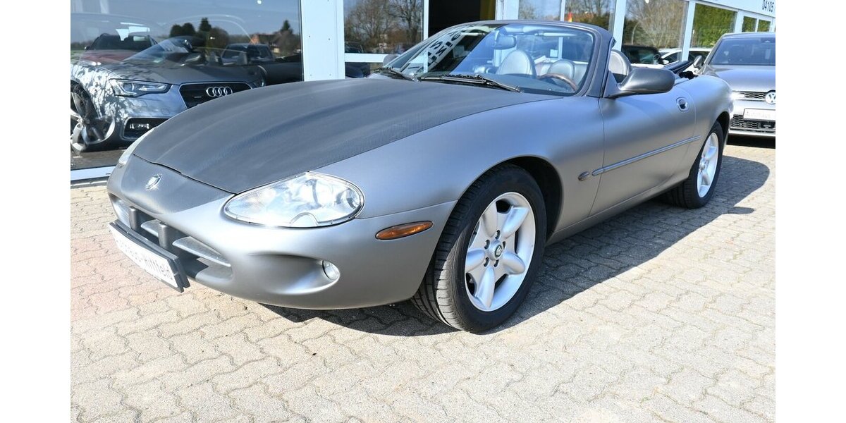 Jaguar XK8 4.0-V8 Convertible *deutsches Auto* 133.000 km 17.900 &euro; Seevetal - Hittfeld 21218