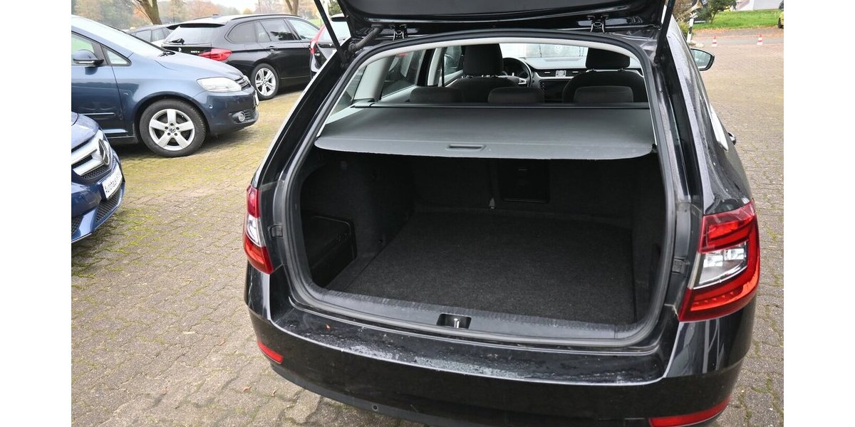 Skoda Octavia 1.5 TSI Combi *Style* Navi LED ACC 17Alu 169.000 km 12.900 &euro; Seevetal - Hittfeld 21218