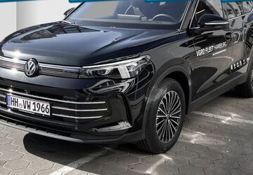 VW Tiguan 9.250 km 53.888 &euro; Hamburg 22303