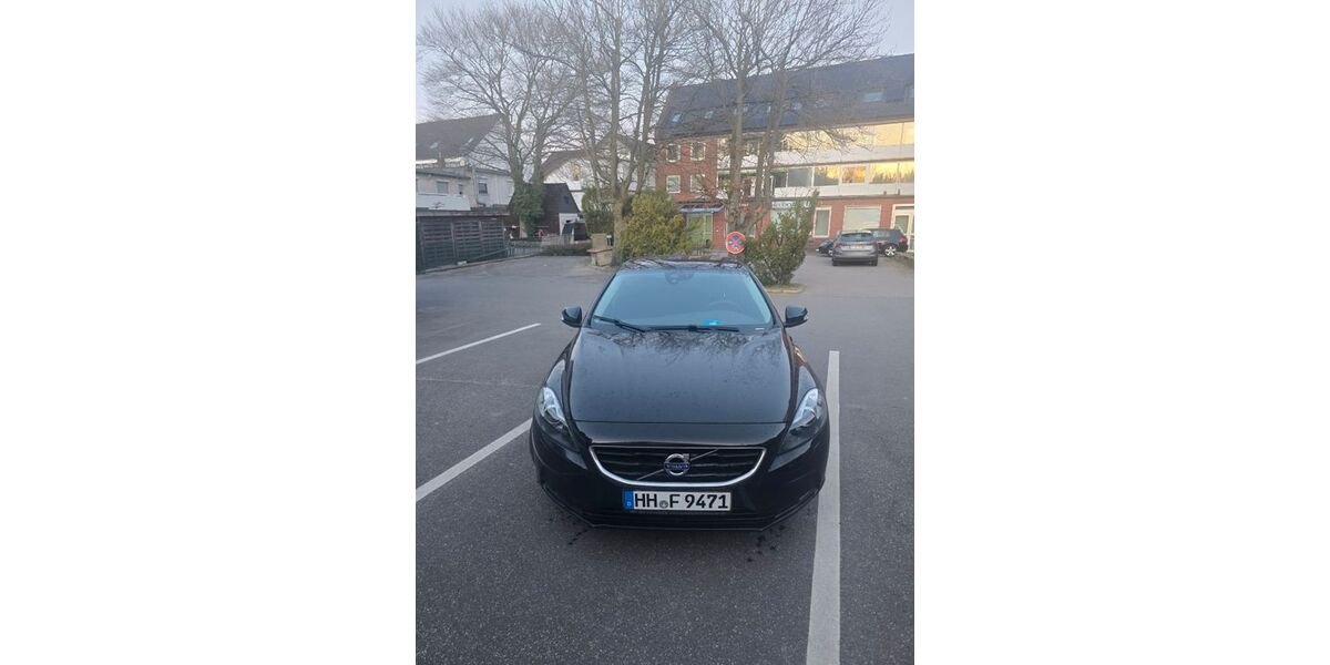 Volvo V40 142.000 km 6.700 &euro; Hamburg 22459