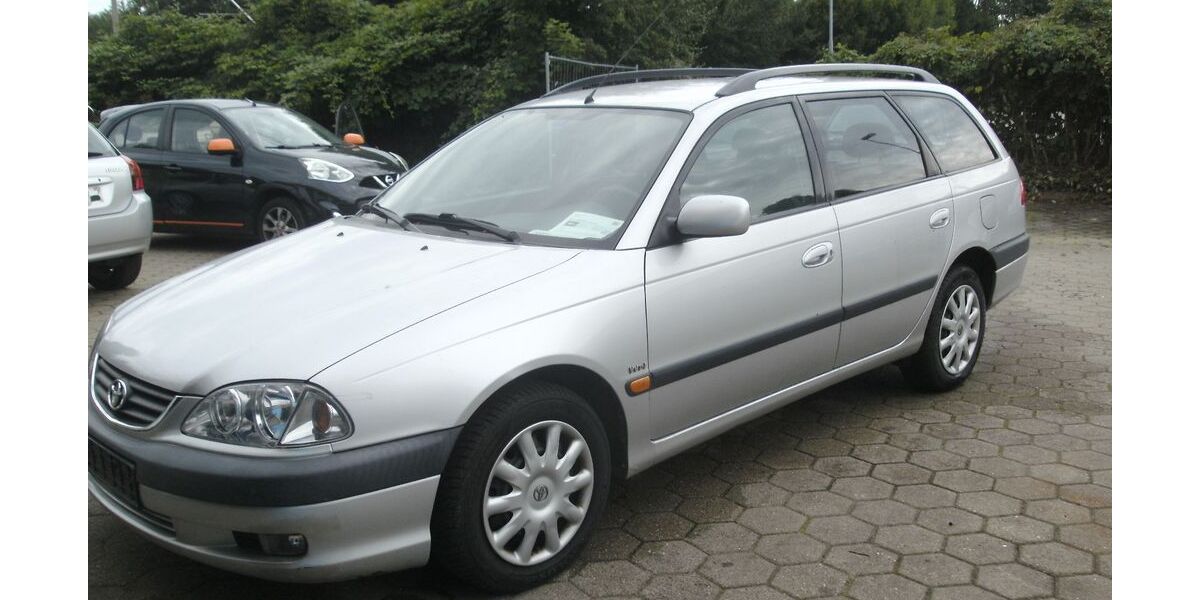 Toyota Avensis 161.000 km 3.600 &euro; Hamburg 22143