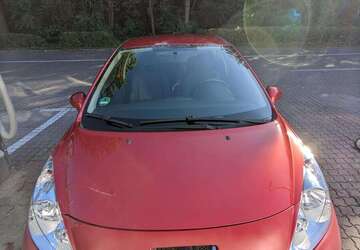 Peugeot 207 106.322 km 2.300 &euro; Hamburg 22159
