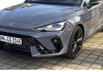 Cupra Leon 1.995 km 48.944 &euro; Hamburg 22529