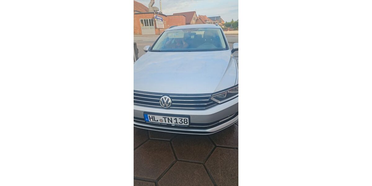 VW Passat 187.535 km 10.900 &euro; Hamburg 21147