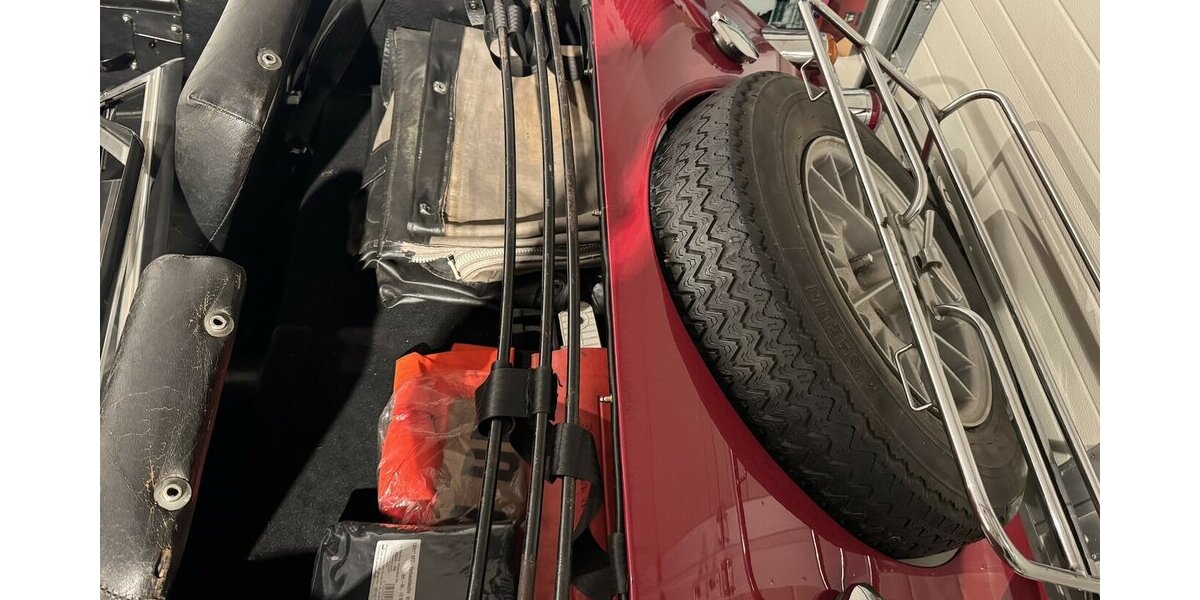 Morgan Plus 8 Früher Achter mit zauberhafter Patina 78.000 km 34.999 &euro; Hamburg 22339