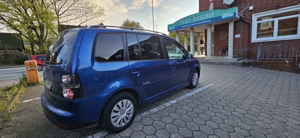 VW Touran 266.000 km 3.900 &euro; Hamburg 21109