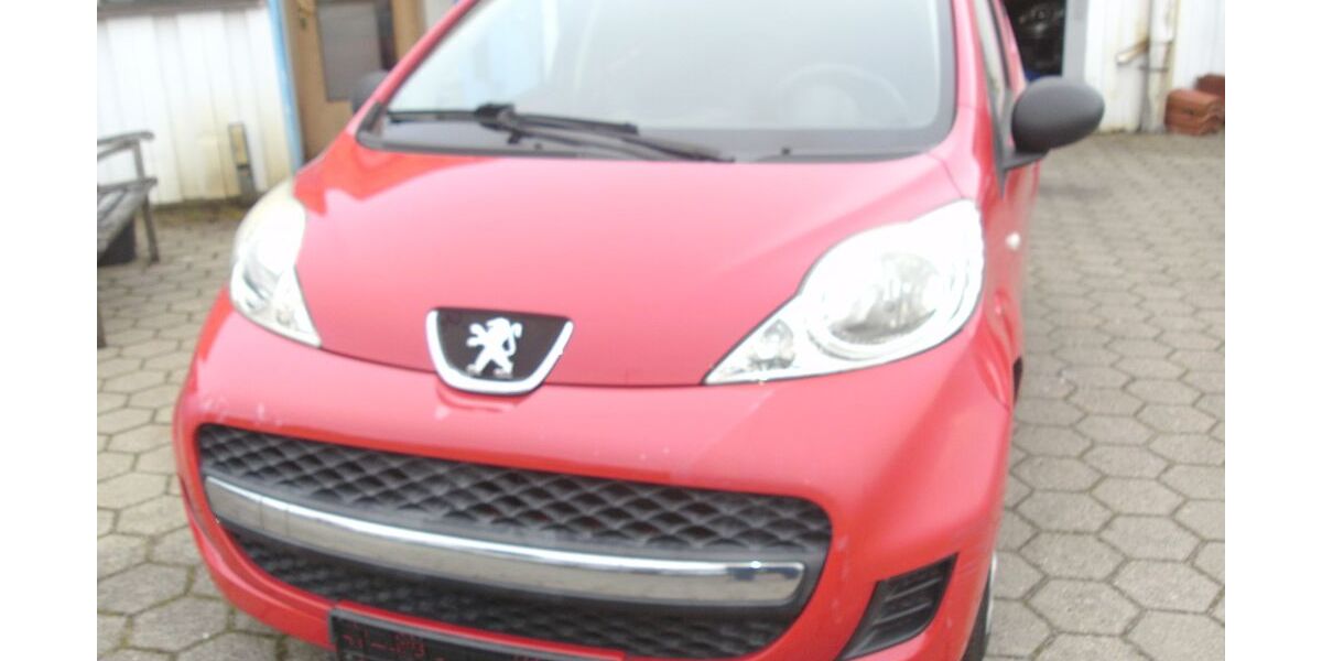 Peugeot 107 112.000 km 2.500 &euro; Hamburg 22143