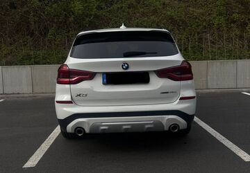 BMW X3 125.000 km 29.700 &euro; Hamburg 22145