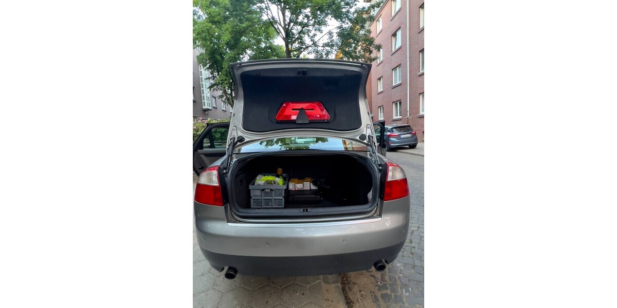 Audi A4 230.000 km 4.800 &euro; Hamburg 20038