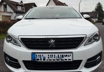 Peugeot 308 140.000 km 10.900 &euro; Hamburg 22147