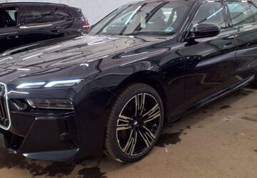 BMW 740 24.429 km 91.350 &euro; Hamburg 21073