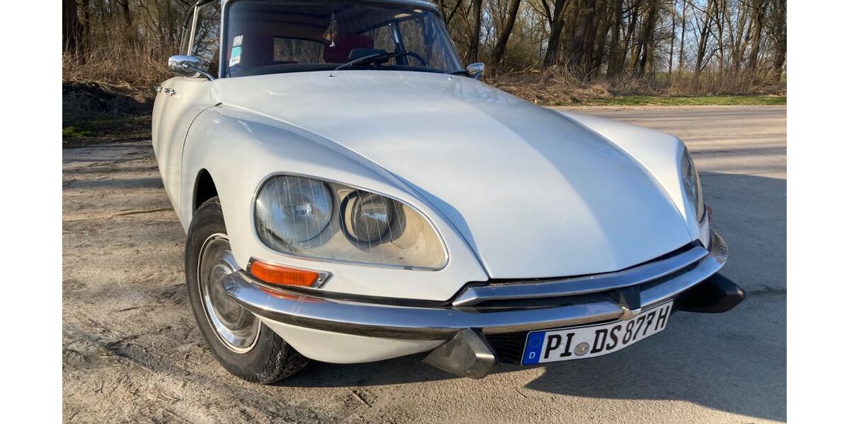 Citroen DS 93.000 km 22.450 &euro; Wedel 22880